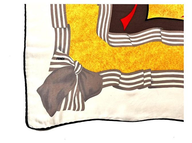 Fendi Lenço de seda amarelo e marfim em caixa de presente Branco - vista 8