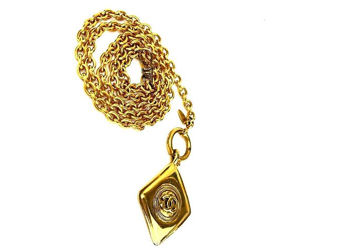 Chanel Pendente Logo in Diamante Collana Lunga Catena Selvaggia D'oro - vista 3