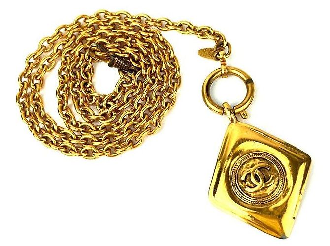Chanel Pendente Logo in Diamante Collana Lunga Catena Selvaggia D'oro - vista 6