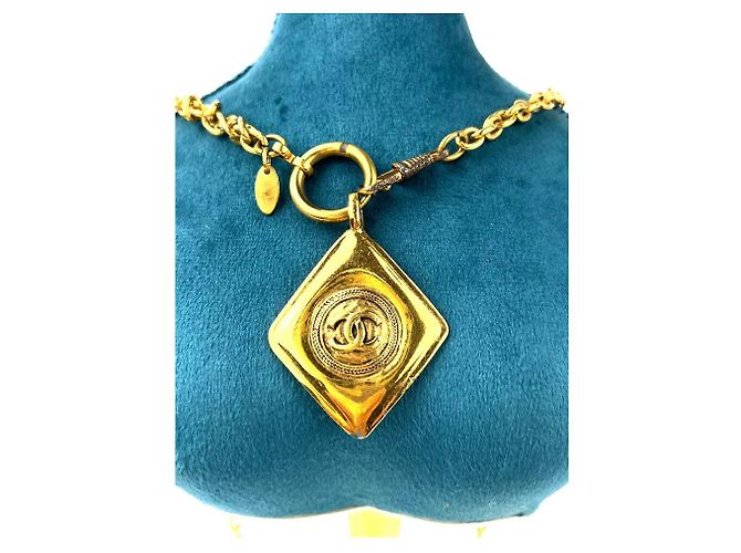Chanel Pendente Logo in Diamante Collana Lunga Catena Selvaggia D'oro - vista 9