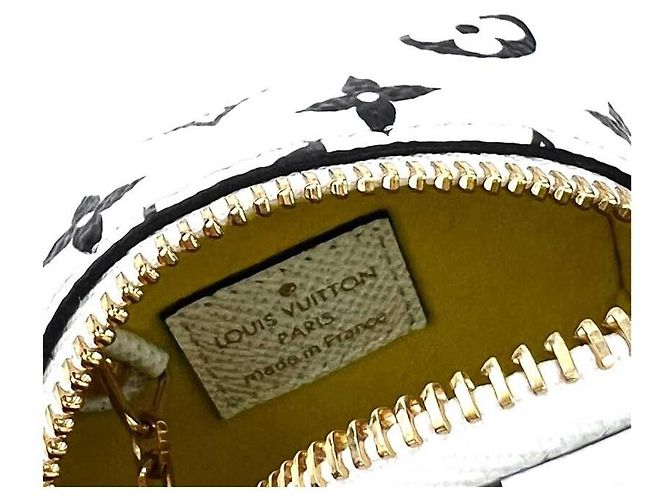 Louis Vuitton Portachiavi Pouch Cube Monogram (Edizione Limitata) Bianco - vista 6