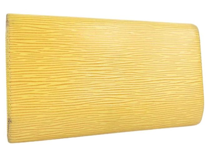 Louis Vuitton Cartera larga de cuero Epi amarilla Amarillo - vista 2