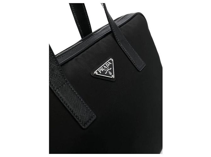 Prada Malette en cuir nylon Noir - vue 6