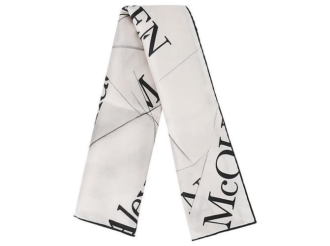 Alexander Mcqueen Cachecol Branco - vista 4