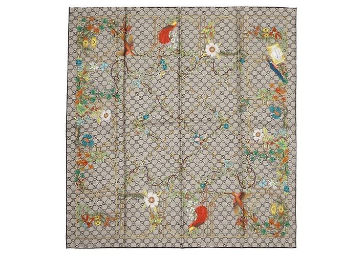 Gucci Écharpe carrée en soie imprimée en twill : - vue 5