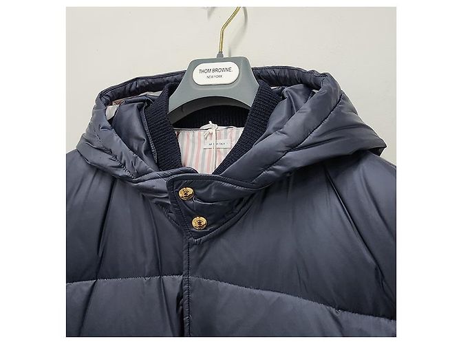 Thom Browne Diagonal Bar Matte Nylon Goose Down Padded Bomber Jacket Navy Blue - view 17