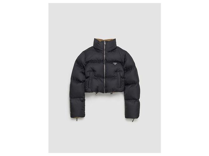 Prada Jaqueta de nylon acolchoada cropped Preto - vista 4
