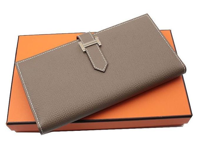 Hermès Cartera larga de cuero Veau Etope (estampada) Castaño - vista 6