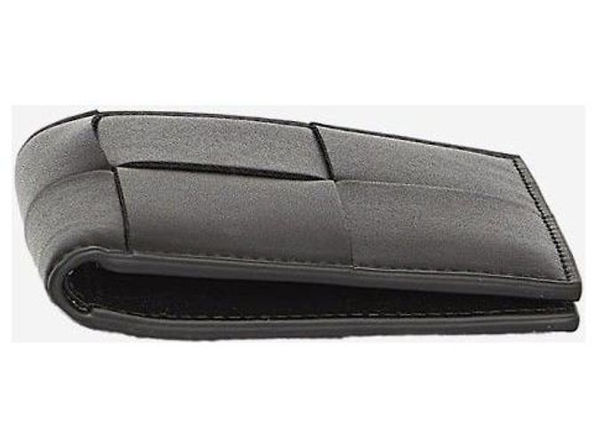 Bottega Veneta Maxi Intrecciato Wallet Black - view 8