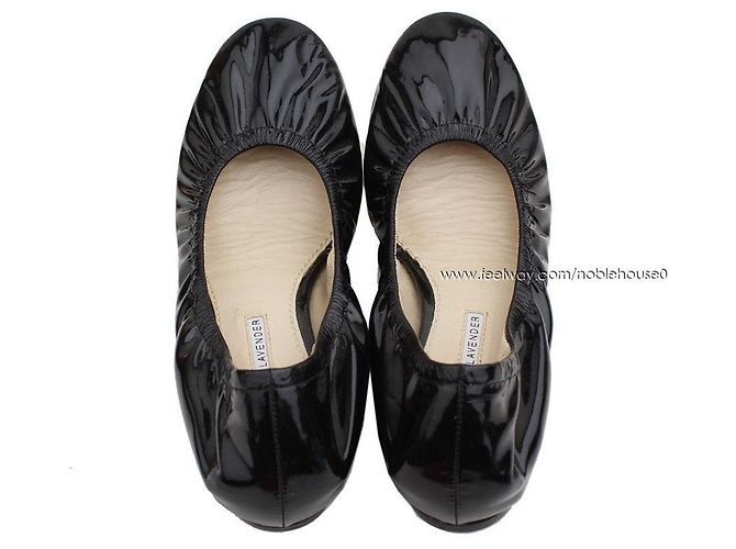 Vera Wang Schwarze lackierte, geraffte Flachschuhe Mehrfarben - Ansicht 3