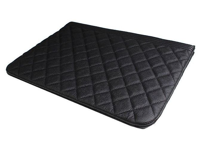 Chanel Clutch Medio Caviar Nero Oro Boy - vista 3