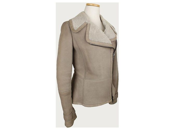 Burberry Kurze Mustang-Jacke aus hellkhakifarbenem Lammleder mit Reißverschluss Braun - Ansicht 2