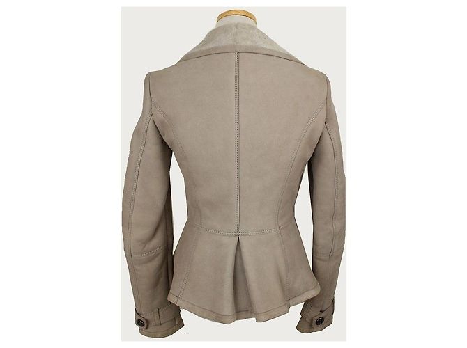 Burberry Kurze Mustang-Jacke aus hellkhakifarbenem Lammleder mit Reißverschluss Braun - Ansicht 4