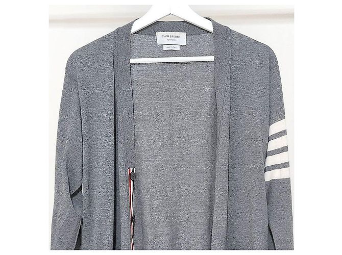 Thom Browne Entspanntes V-Ausschnitt-Cardigan aus Merinowolle Braun - Ansicht 4
