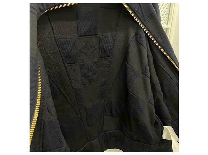 Louis Vuitton Chaqueta Casa Damier Acolchada Negro - vista 8