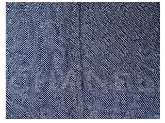 Chanel Schal mit großem Logo - Ansicht 3