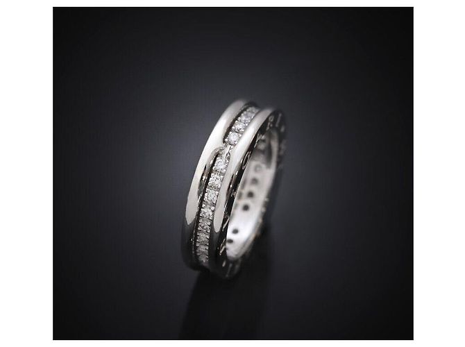 Bulgari Ring aus Weißgold mit Voll-Diamanten - Ansicht 7