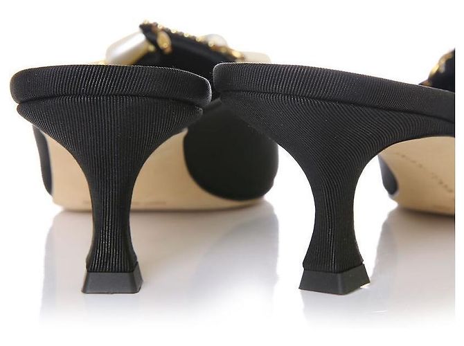 Manolo Blahnik Jewel Pearl Mule von BLCK ORIENTALIA - Ansicht 11