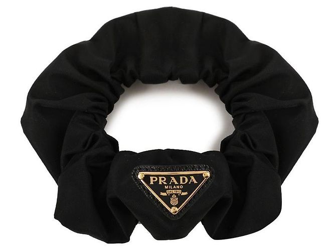 Prada Scrunchie de Re-Nylon Preto - vista 3