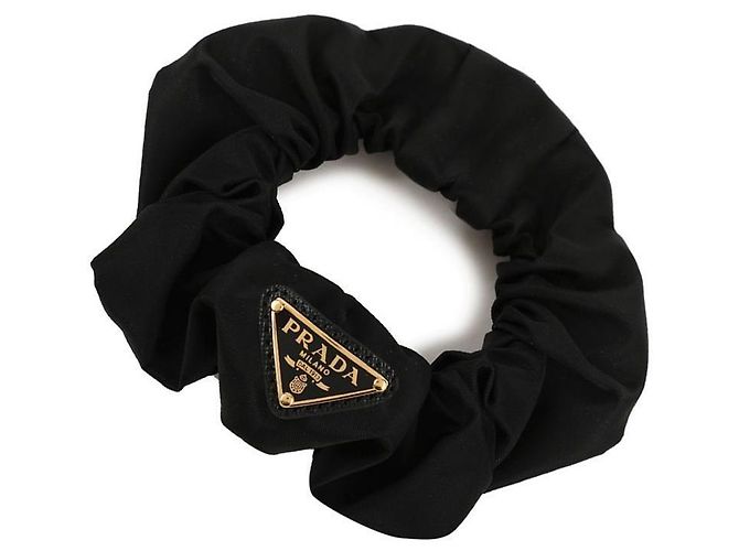 Prada Scrunchie de Re-Nylon Preto - vista 4