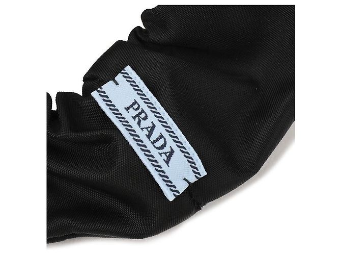 Prada Scrunchie de Re-Nylon Preto - vista 7