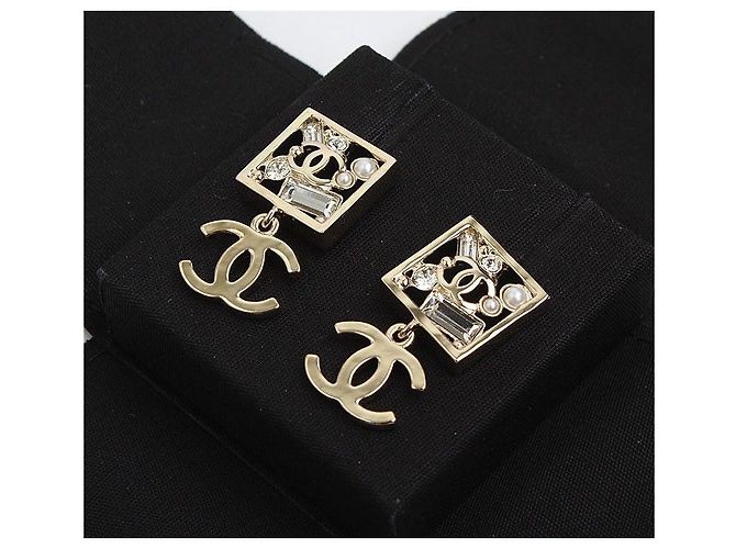 Chanel CC-Ohrringe aus Champagnergold-Kristallperlen Golden - Ansicht 4
