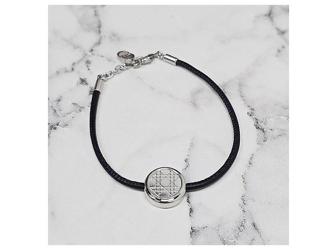 Dior Bracciale Cannage Nero Argento con Incisione del Logo - vista 13