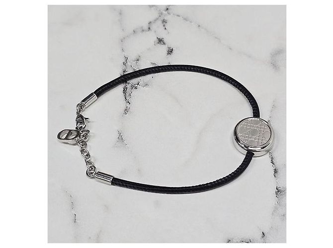 Dior Bracciale Cannage Nero Argento con Incisione del Logo - vista 6