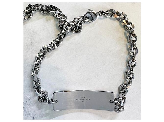 Louis Vuitton Pulsera Placa Monograma Bold Plata - vista 15