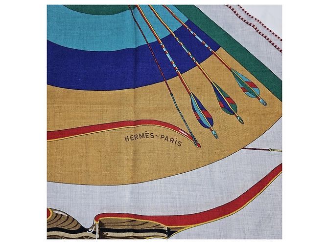 Hermès Sciarpa gigante in cashmere e seta a forma di triangolo Marrone - vista 10