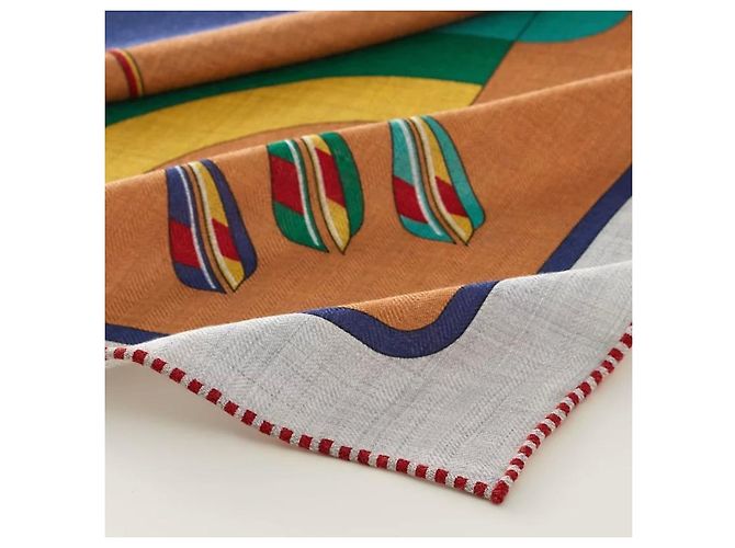 Hermès Sciarpa gigante in cashmere e seta a forma di triangolo Marrone - vista 4