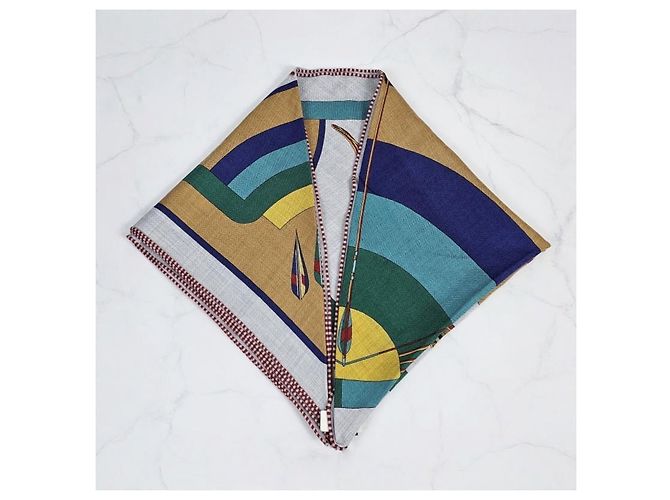 Hermès Sciarpa gigante in cashmere e seta a forma di triangolo Marrone - vista 5