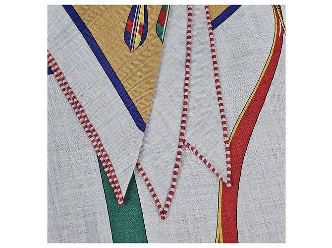 Hermès Sciarpa gigante in cashmere e seta a forma di triangolo Marrone - vista 9