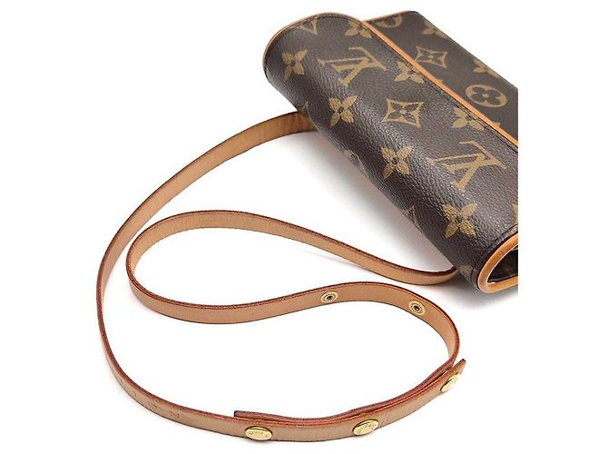 Louis Vuitton Pochete Florentine XS Monograma Negro - vista 5