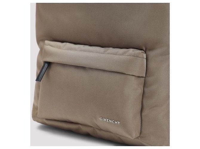 Givenchy Zaino Essenziale in Nylon Marrone - vista 8