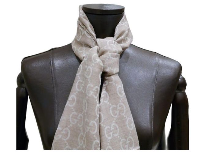 Gucci Sciarpa bicolore in lana e seta jacquard GG Marrone - vista 7