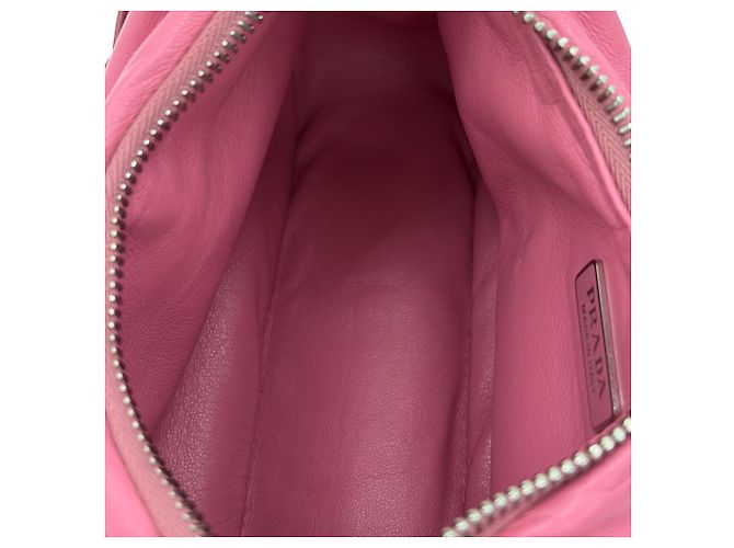 Prada Bolsa hobo de ombro em couro Napa acolchoado para mulheres - Rosa - vista 14