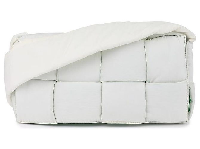 Bottega Veneta Borsa a tracolla Cassette imbottita per donne Bianco - vista 4