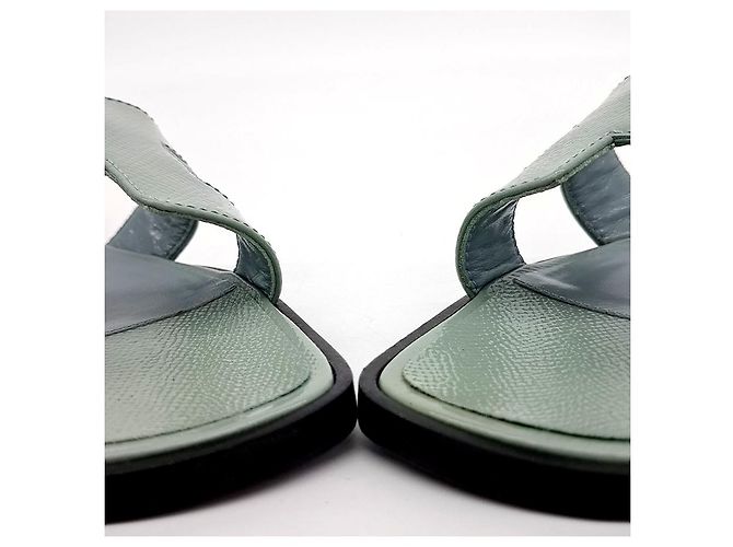 Hermès Lackleder Oran Slipper von Hermes Weiß - Ansicht 2