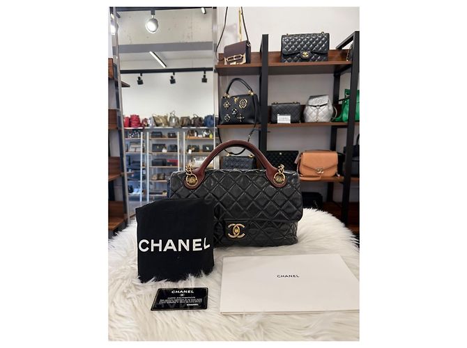 Chanel Castle Lock Vintage-Leder-Handtaschen-Serie Mehrfarben - Ansicht 4