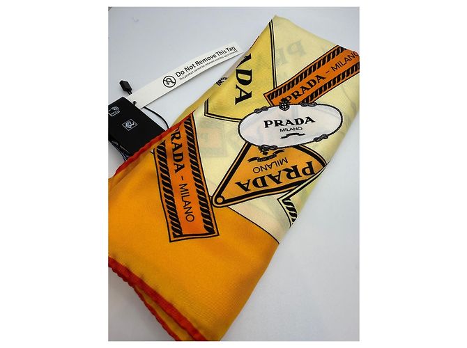 Prada Écharpe en soie à motif logo - vue 10