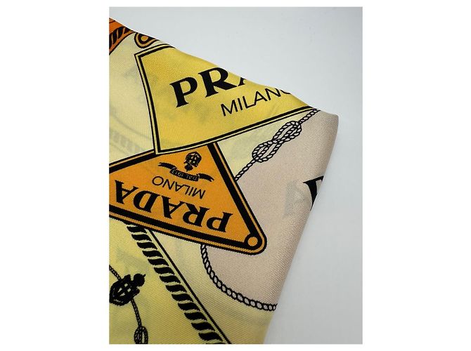 Prada Écharpe en soie à motif logo - vue 15