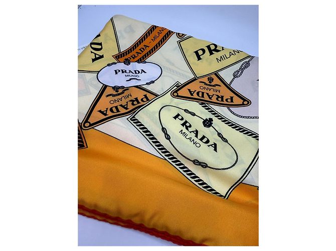 Prada Écharpe en soie à motif logo - vue 6