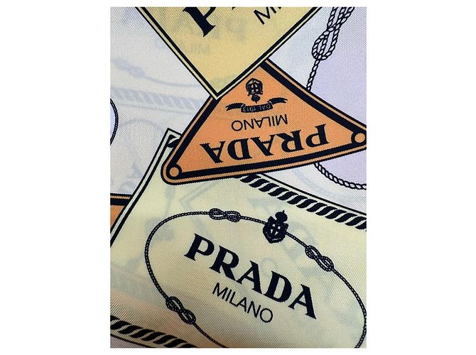 Prada Écharpe en soie à motif logo - vue 8