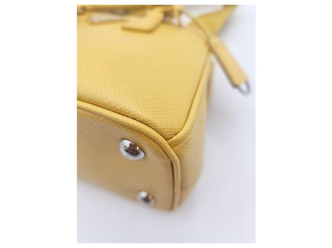 Prada Borsa Micro Tote Galleria Saffiano Multicolore - vista 11