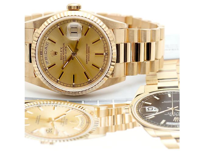 Rolex Orologio in oro da uomo Day-Date con edizione quadrante a binario e indice a barre D'oro - vista 24