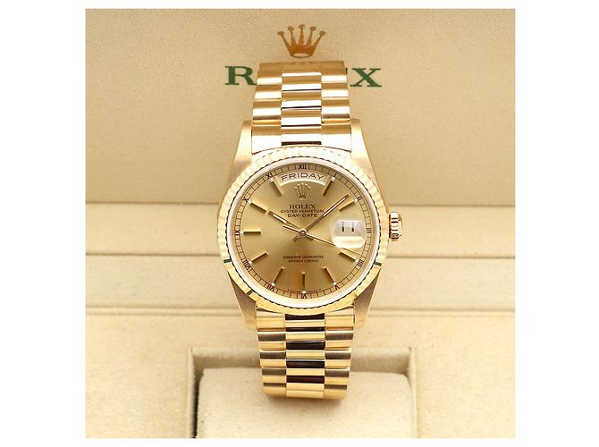 Rolex Orologio in oro da uomo Day-Date con edizione quadrante a binario e indice a barre D'oro - vista 3