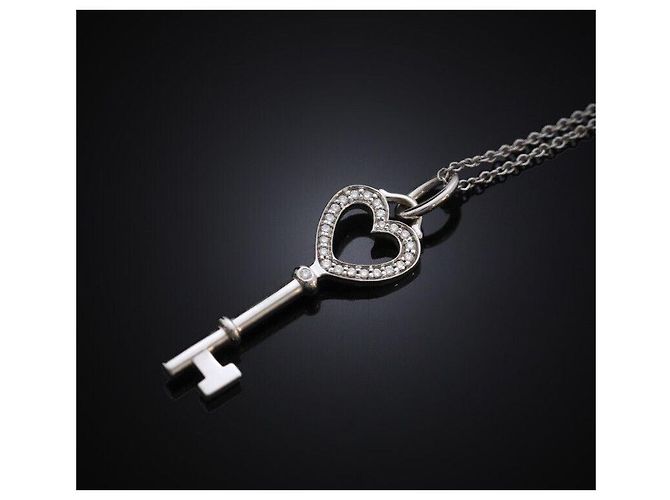 Tiffany & Co Collana Pendente Cuore in Oro Bianco con Diamanti - vista 4
