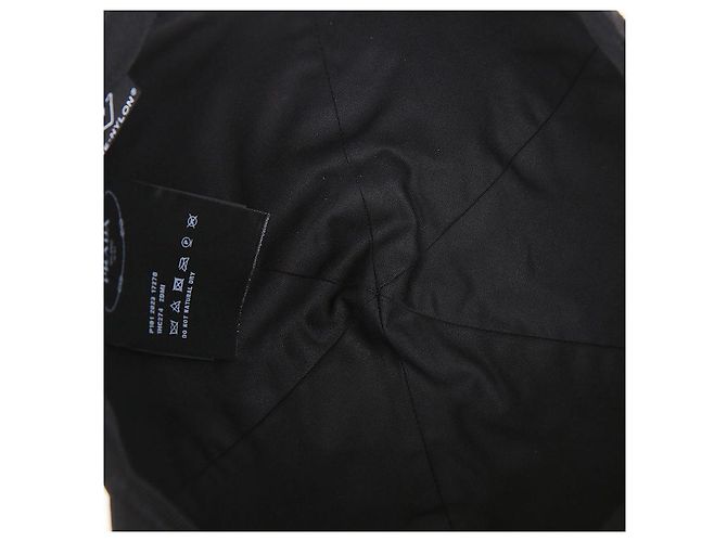 Prada Gorra de béisbol de nylon con logo de triángulo lateral Negro - vista 10