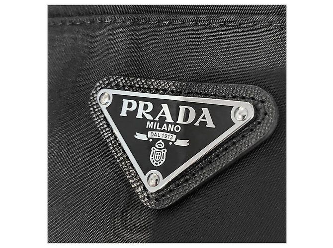 Prada Bermuda in Re-Nylon Nero - vista 6